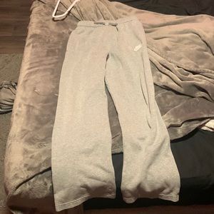 Grey nike sweatpants